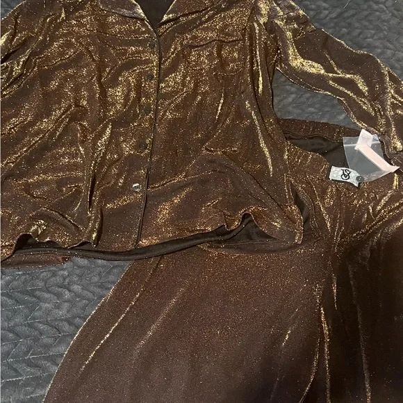 NWT Victoria secret shimmery pj set - Picture 6 of 7